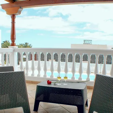 Nena Lanzarote * Puerto Calero